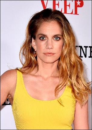 Anna-Chlumsky-sexy-1 (740x1053, 122 kБ...)